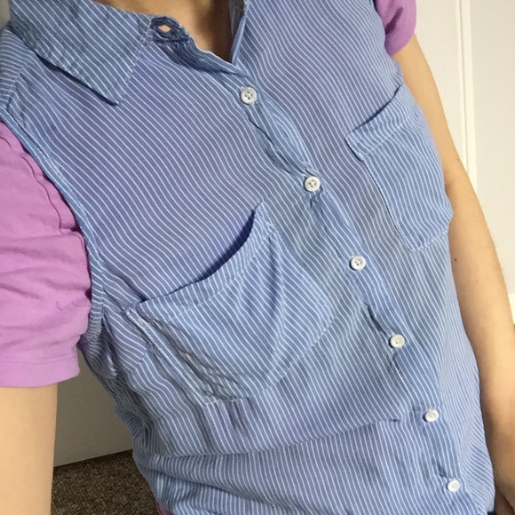Pinstripe Blue Sleeveless Collar Top - Picture 4 of 6